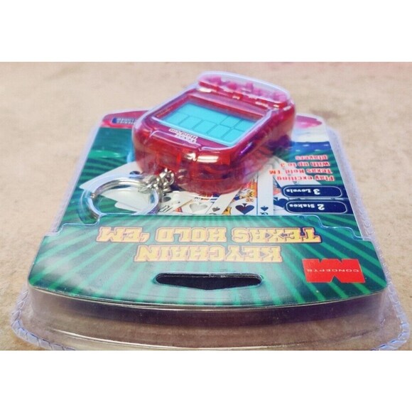 Texas Hold'em Electronic Handheld Game, M Concepts Keychain, 2004 - Vintage - Picture 9 of 9